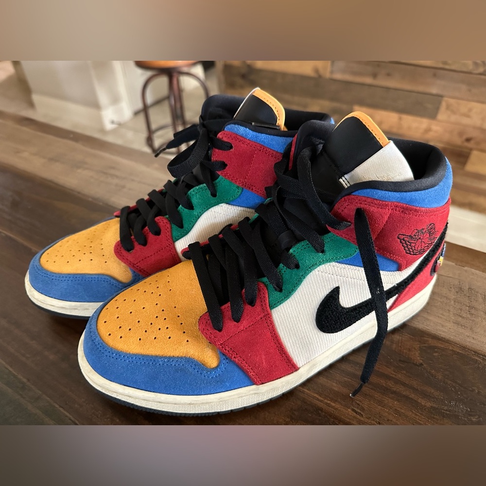 Retro 1’s Fearless Blue
